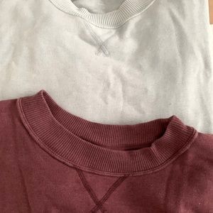 Lot of two aerie side-slit sweatshirts, grey-blue and maroon, size M